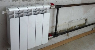 Установка биметаллических радиаторов отопления в квартире в Ростове - от 2096 руб.